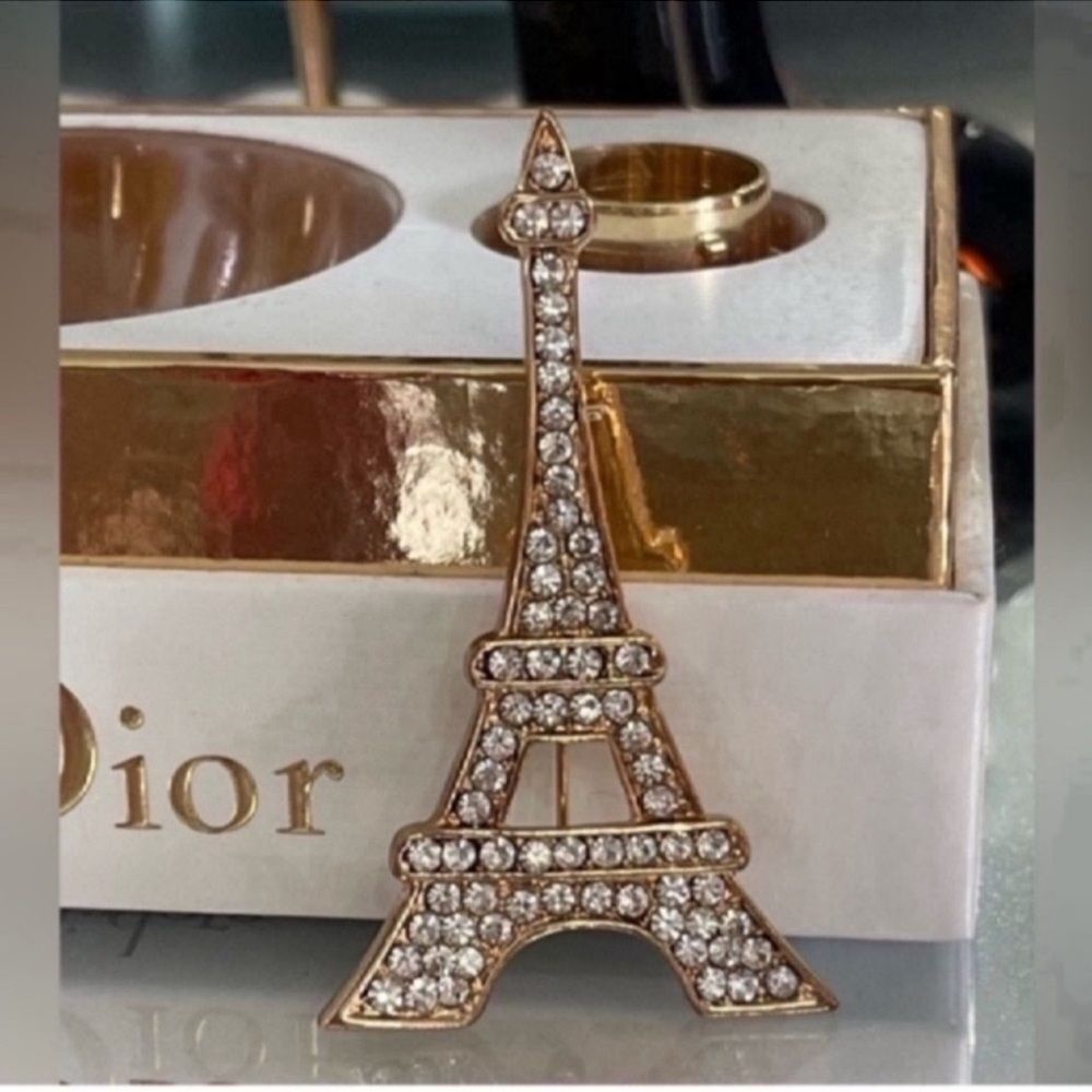 Eiffel Tower Brooch Pin Gold Tone Costume Jewelry Clear Rhinestones